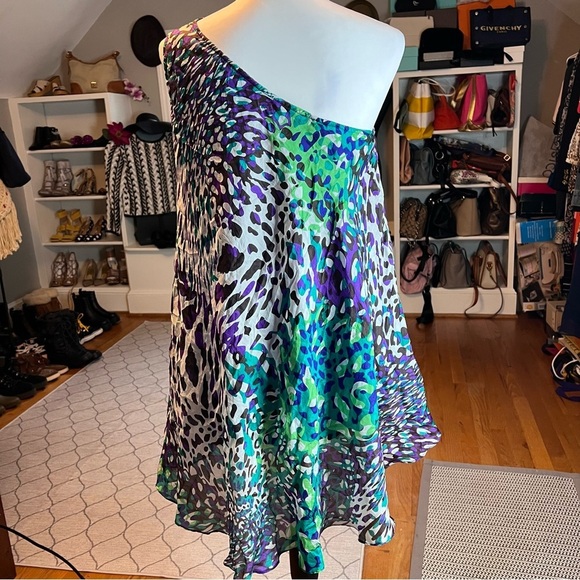 KAS NEW YORK Off Shoulder Tropical Asymmetrical Scarf Handkerchief Top Large - Picture 5 of 7